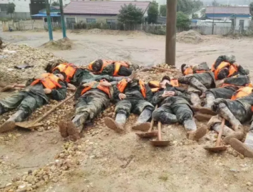 致敬人民子弟兵，軍裝免費洗，全品類八一折